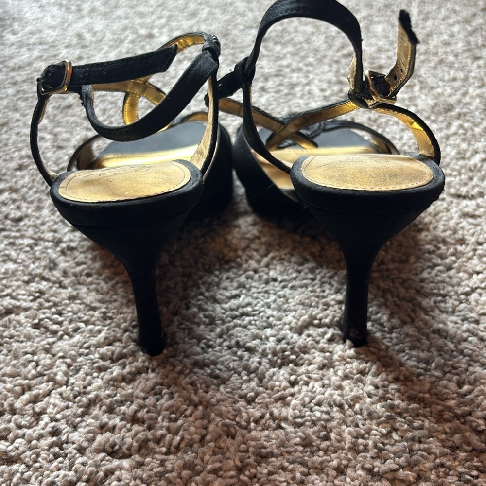 Formal Heels - Picture 5 of 6